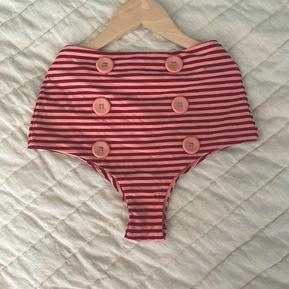 La Perla High Waisted Vintage cheeky bottoms striped pink & maroon w/buttons